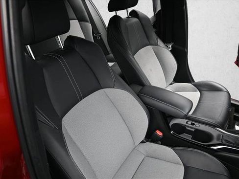 Used 2025 Toyota Corolla XSE FWD image 29