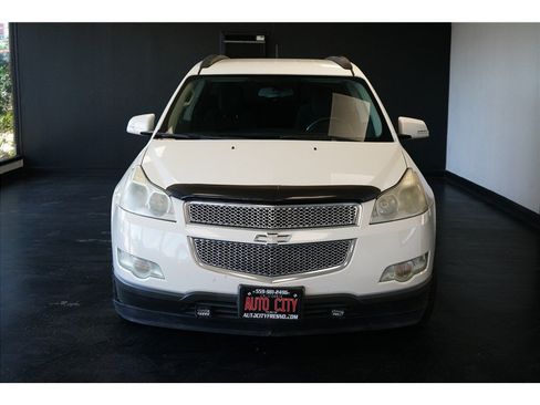 Used 2012 Chevrolet Traverse LT AWD/4WD image 2