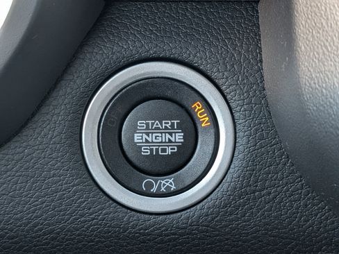 Used 2024 RAM 2500 Big Horn w/ Bed Utility Group image 31