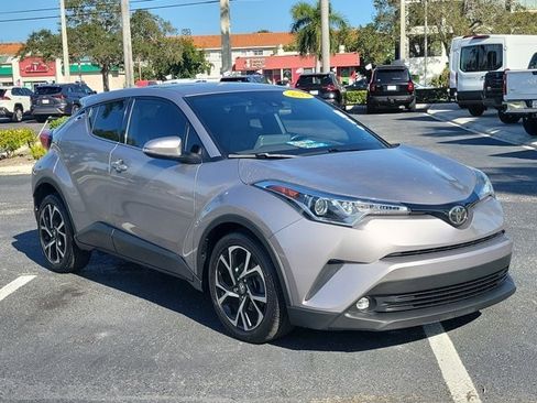 Used 2019 Toyota C-HR Limited image 29