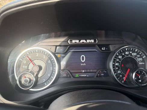 Used 2025 RAM 1500 Laramie image 22