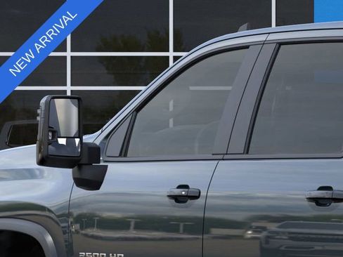 New 2026 Chevrolet Silverado 2500 ZR2 image 12
