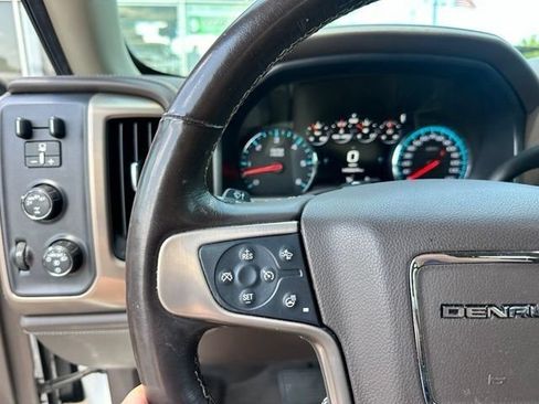 Used 2018 GMC Sierra 1500 Denali w/ Denali Ultimate Package AWD/4WD image 30