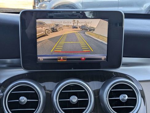 Used 2017 Mercedes-Benz C 300 4MATIC Sedan image 20