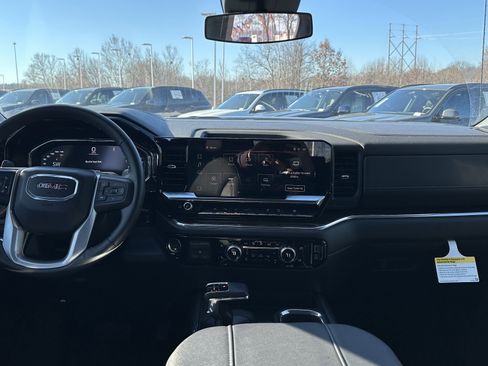 Used 2024 GMC Sierra 1500 Elevation w/ Elevation Premium Package image 30