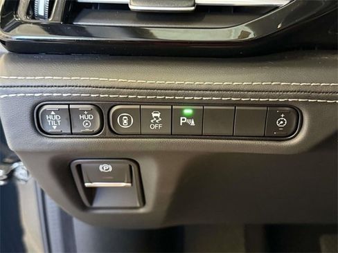 Used 2024 Acura MDX SH-AWD w/ Advance Package image 30