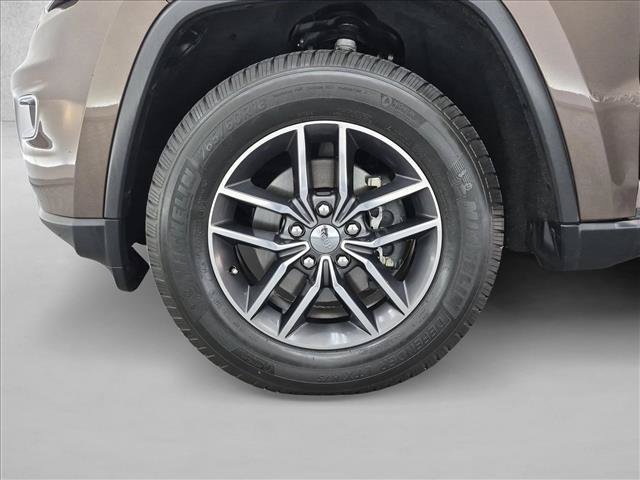 Used 2018 Jeep Grand Cherokee Limited w/ Luxury Group II AWD/4WD image 27