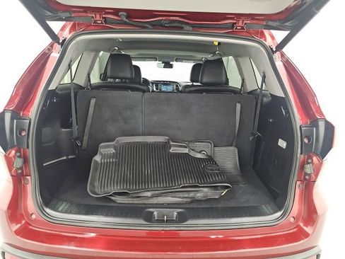 Used 2017 Toyota Highlander SE image 34