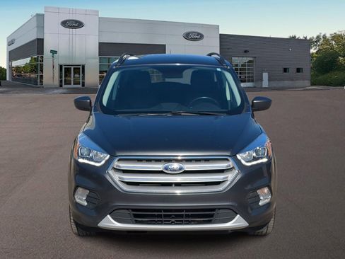 Used 2018 Ford Escape SEL image 3