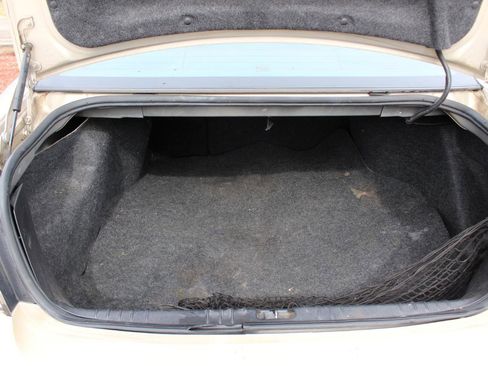 Used 2011 Chevrolet Impala LT w/ Luxury Edition Package image 39