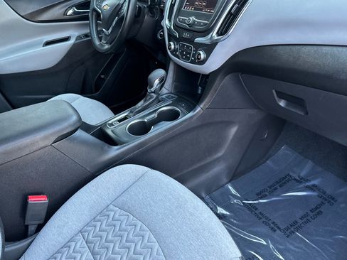 Used 2024 Chevrolet Equinox LT image 20