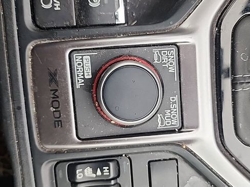 Used 2023 Subaru Forester Limited AWD/4WD image 5