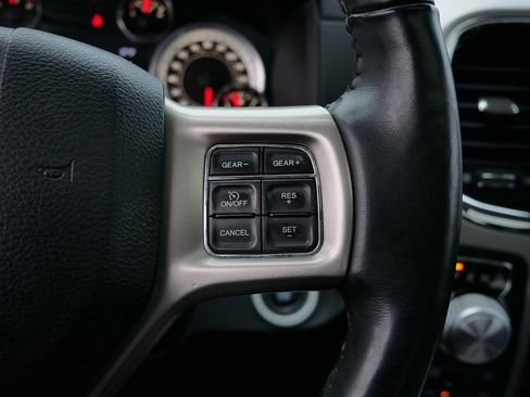 Used 2017 RAM 1500 Laramie w/ Convenience Group image 25