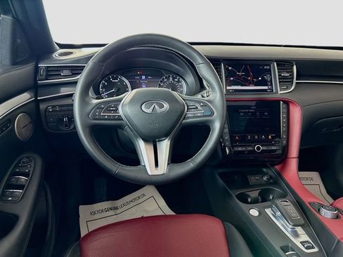 Used 2023 INFINITI QX50 Sport AWD/4WD image 25