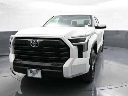 New 2024 Toyota Tundra SR5
