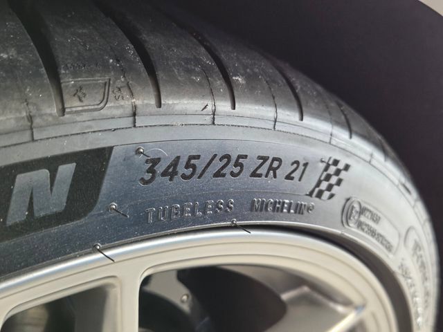 Used 2026 Chevrolet Corvette Z06 RWD image 15