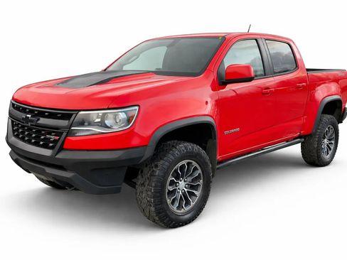 Used 2019 Chevrolet Colorado ZR2 image 2
