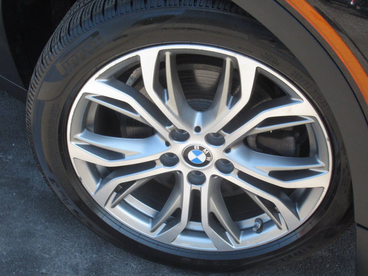 Used 2020 BMW X2 xDrive28i w/ Convenience Package AWD/4WD image 4