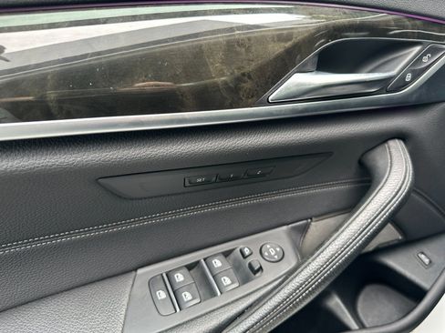 Used 2017 BMW 540i RWD image 39