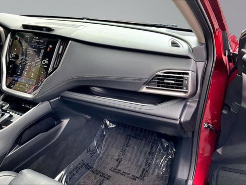 Used 2024 Subaru Outback Limited image 18