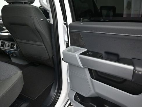 Used 2025 Ford F150 XLT w/ Equipment Group 301A Standard image 19