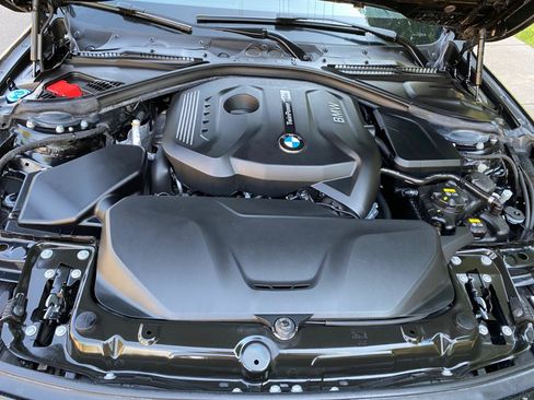 Used 2018 BMW 330i Sedan RWD image 17