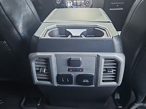 Used 2019 Ford F150 Raptor w/ Equipment Group 802A Luxury image 20