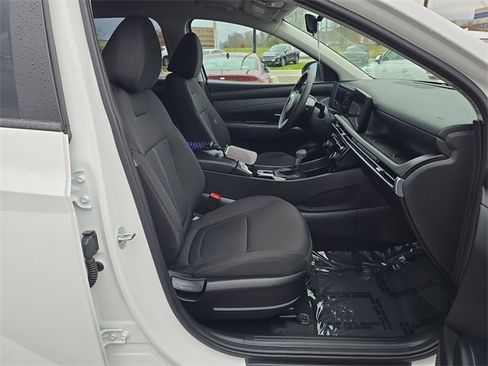 Certified 2025 Hyundai Tucson SEL image 23