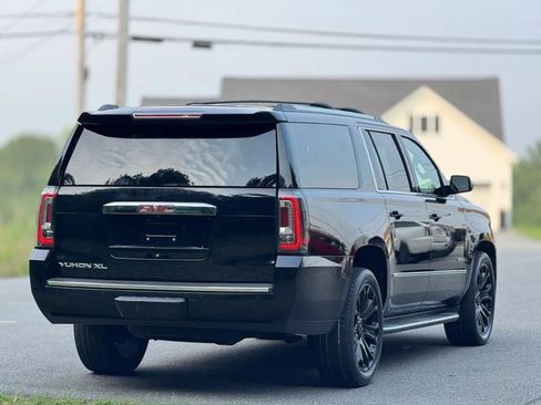 Used 2015 GMC Yukon XL Denali w/ Touring Package AWD/4WD image 6