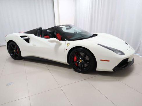 Certified 2018 Ferrari 488 Spider RWD image 7