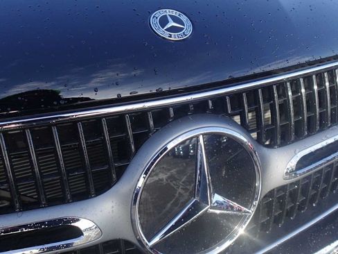 Used 2026 Mercedes-Benz GLC 300 4MATIC image 13