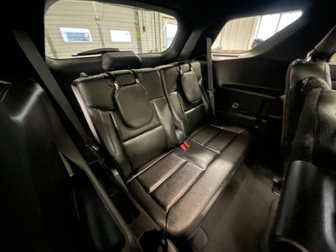 Used 2020 Ford Explorer Limited w/ Class III Trailer Tow Package image 36