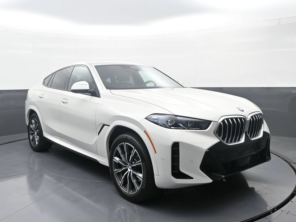 Used 2026 BMW X6 xDrive40i AWD/4WD image 3
