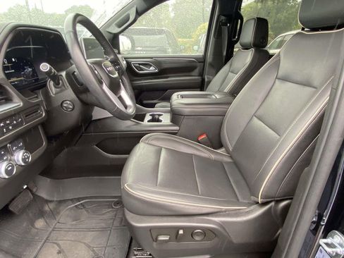 Used 2022 GMC Yukon SLT w/ SLT Luxury Package image 15