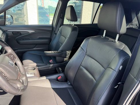 Used 2023 Honda Passport EX-L image 28
