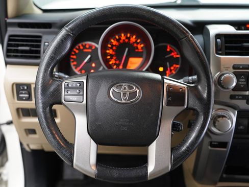 Used 2010 Toyota 4Runner SR5 image 12