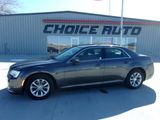 Used 2019 Chrysler 300 Touring image 5