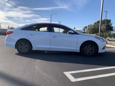 Used 2015 Hyundai Sonata SE image 4