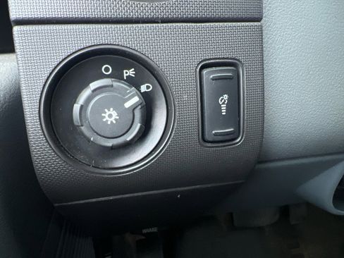 Used 2015 Ford F550 4x4 Regular Cab Super Duty image 16