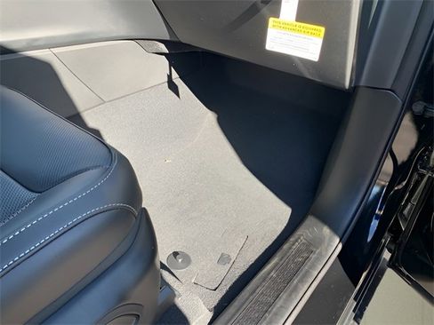 New 2025 Jeep Grand Cherokee L Limited w/ Luxury Tech Group II image 31