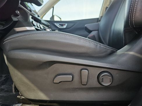 Used 2023 Subaru Forester Limited image 30