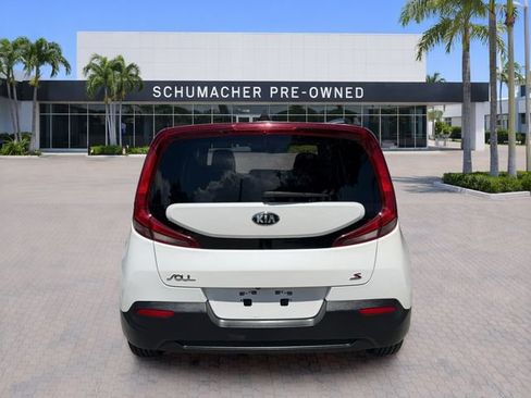 Used 2020 Kia Soul S FWD image 6