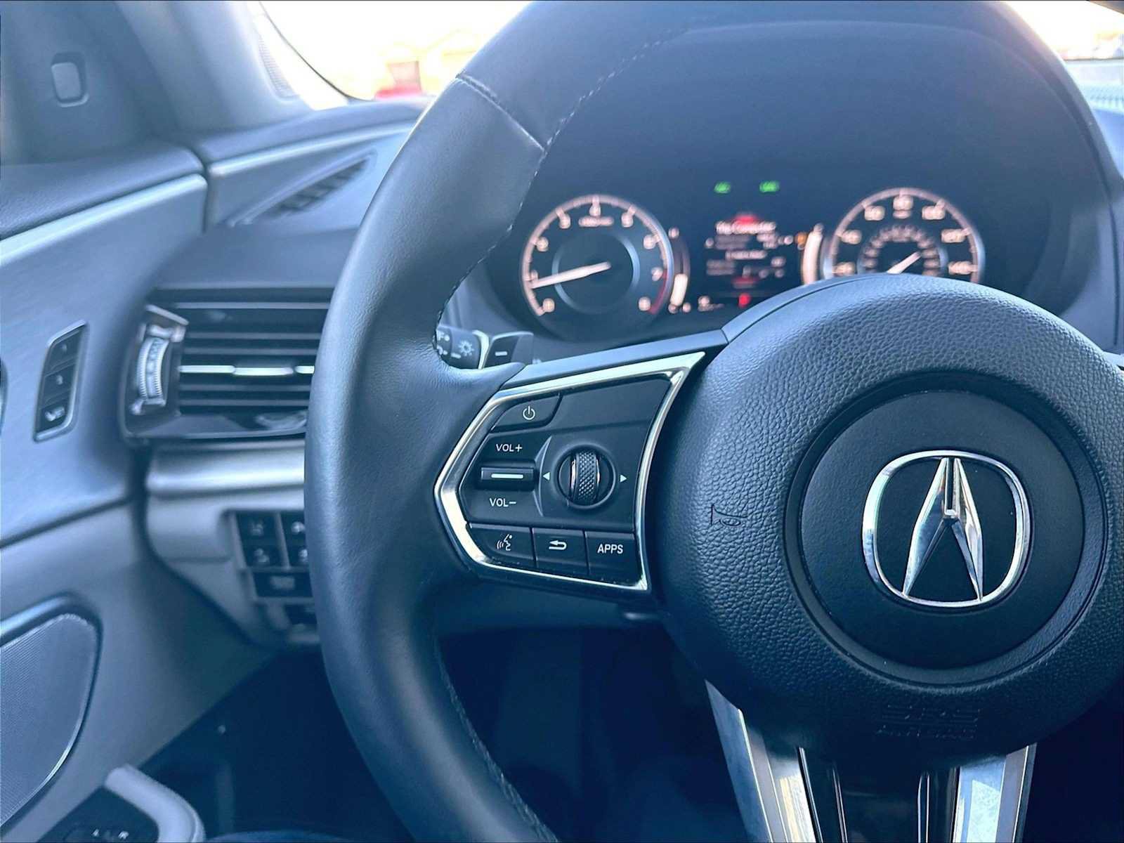 Used 2019 Acura RDX w/ Technology Package AWD/4WD image 18