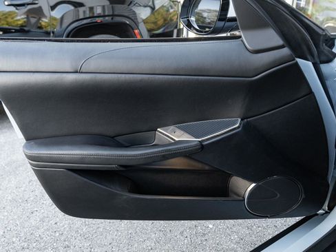 New 2025 Karma Revero Luxury RWD image 37