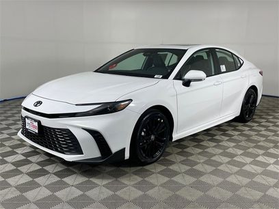 New 2025 Toyota Camry SE w/ Multimedia Upgrade Package