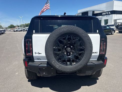 Used 2025 GMC Hummer EV 2X AWD/4WD image 4