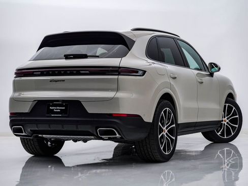 New 2026 Porsche Cayenne image 12