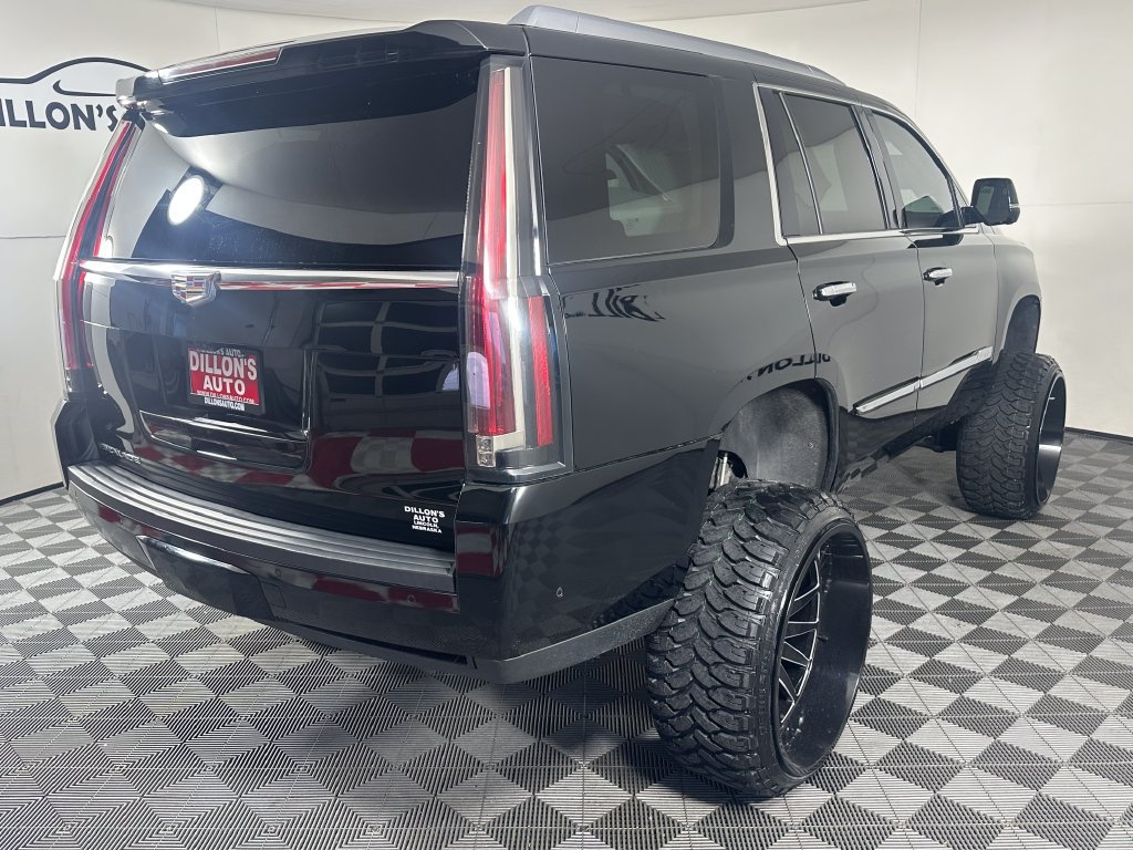Used 2020 Cadillac Escalade Luxury AWD/4WD image 9