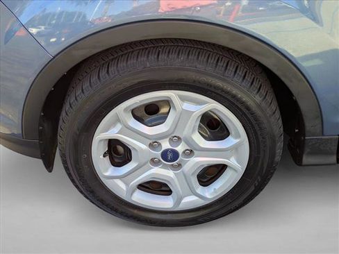 Used 2018 Ford Escape S image 10