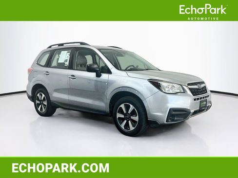 Used 2017 Subaru Forester 2.5i w/ Alloy Wheel Package AWD/4WD image 1